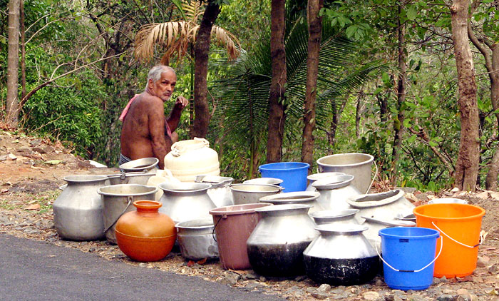 Some parts of Kerala is facing drinking water scarcity Some parts of Kerala is facing drinking water scarcity